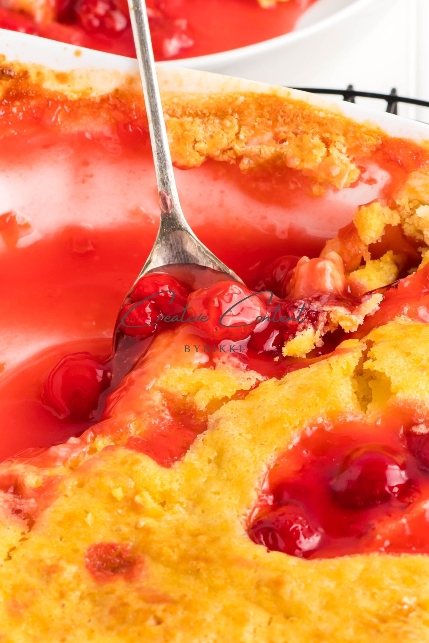 7up Cherry Cobbler Dump Cake - Exclusive