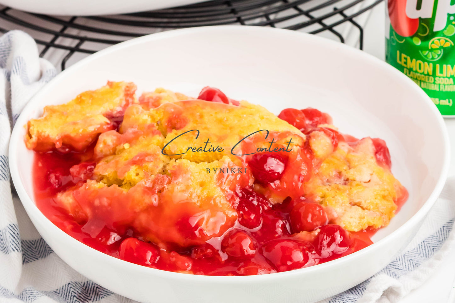 7up Cherry Cobbler Dump Cake - Exclusive