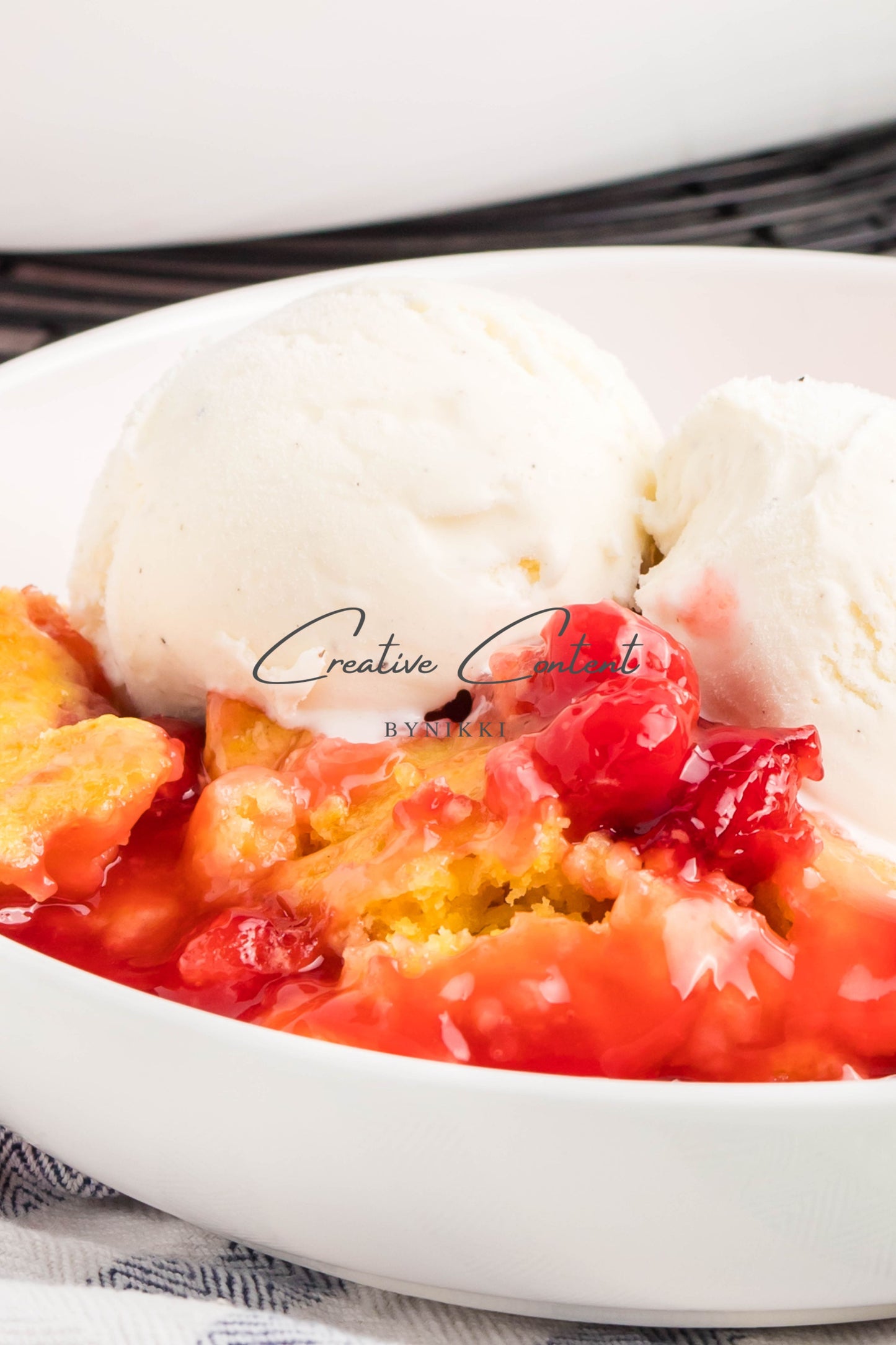7up Cherry Cobbler Dump Cake - Exclusive