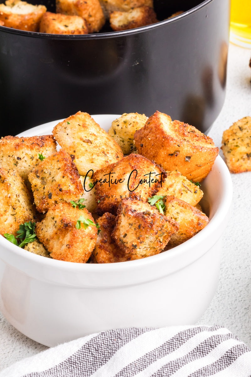 Air Fryer Croutons - (30 hero shots)