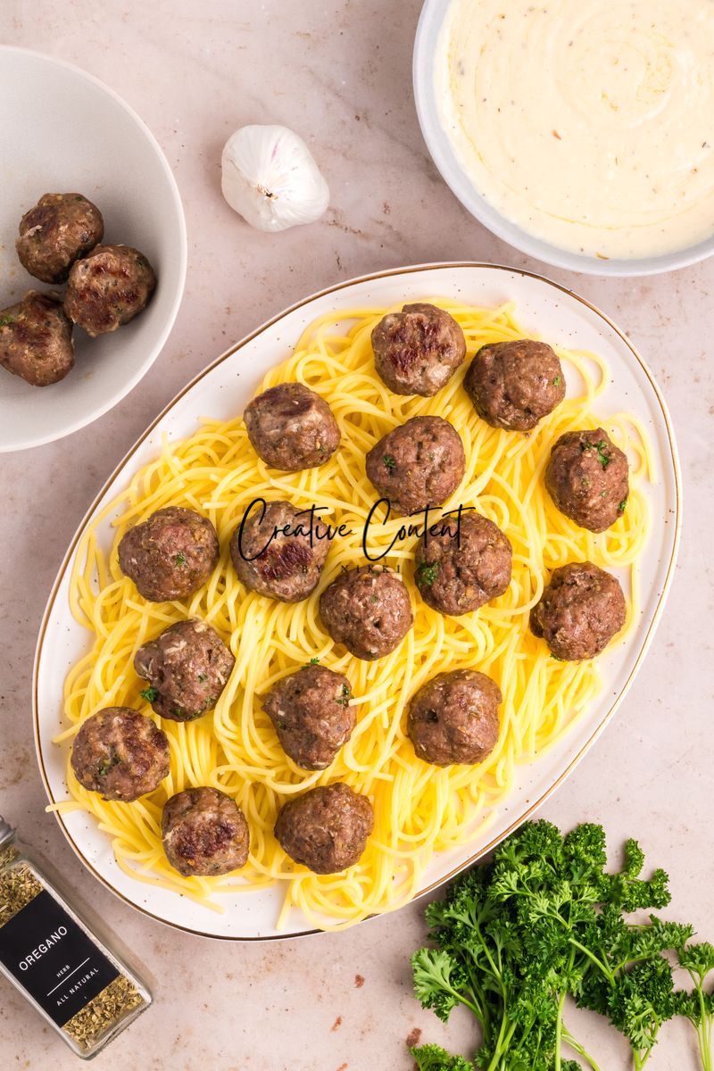 Alfredo and Meatballs - Exclusive
