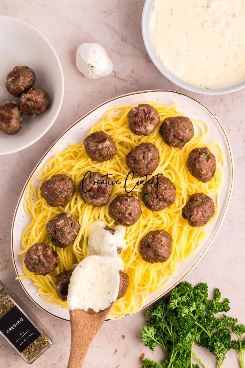 Alfredo and Meatballs - Exclusive