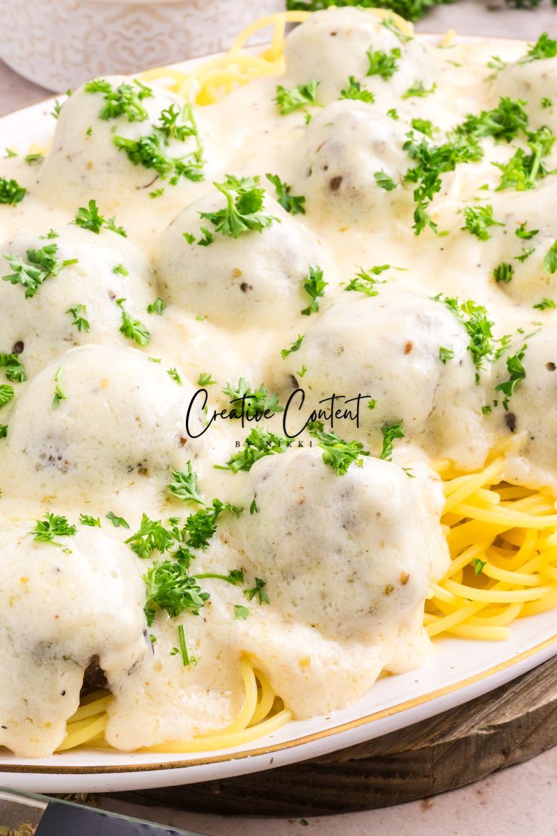 Alfredo and Meatballs - Exclusive