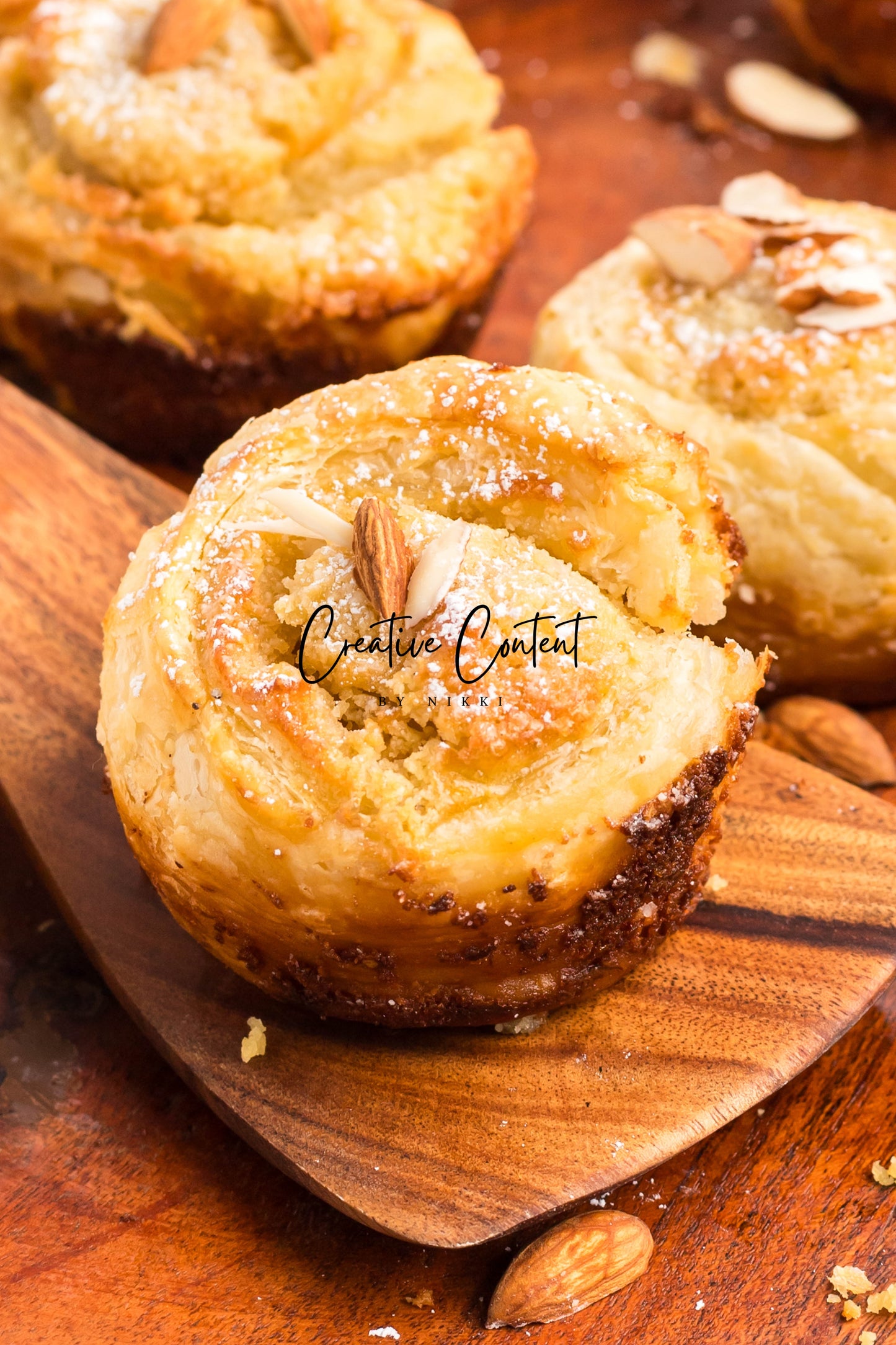 Almond Cruffin - Set 1 of 2