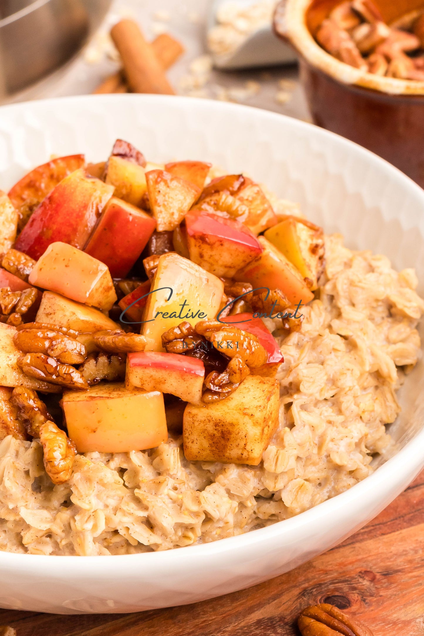 Apple Cinnamon Oatmeal - Exclusive