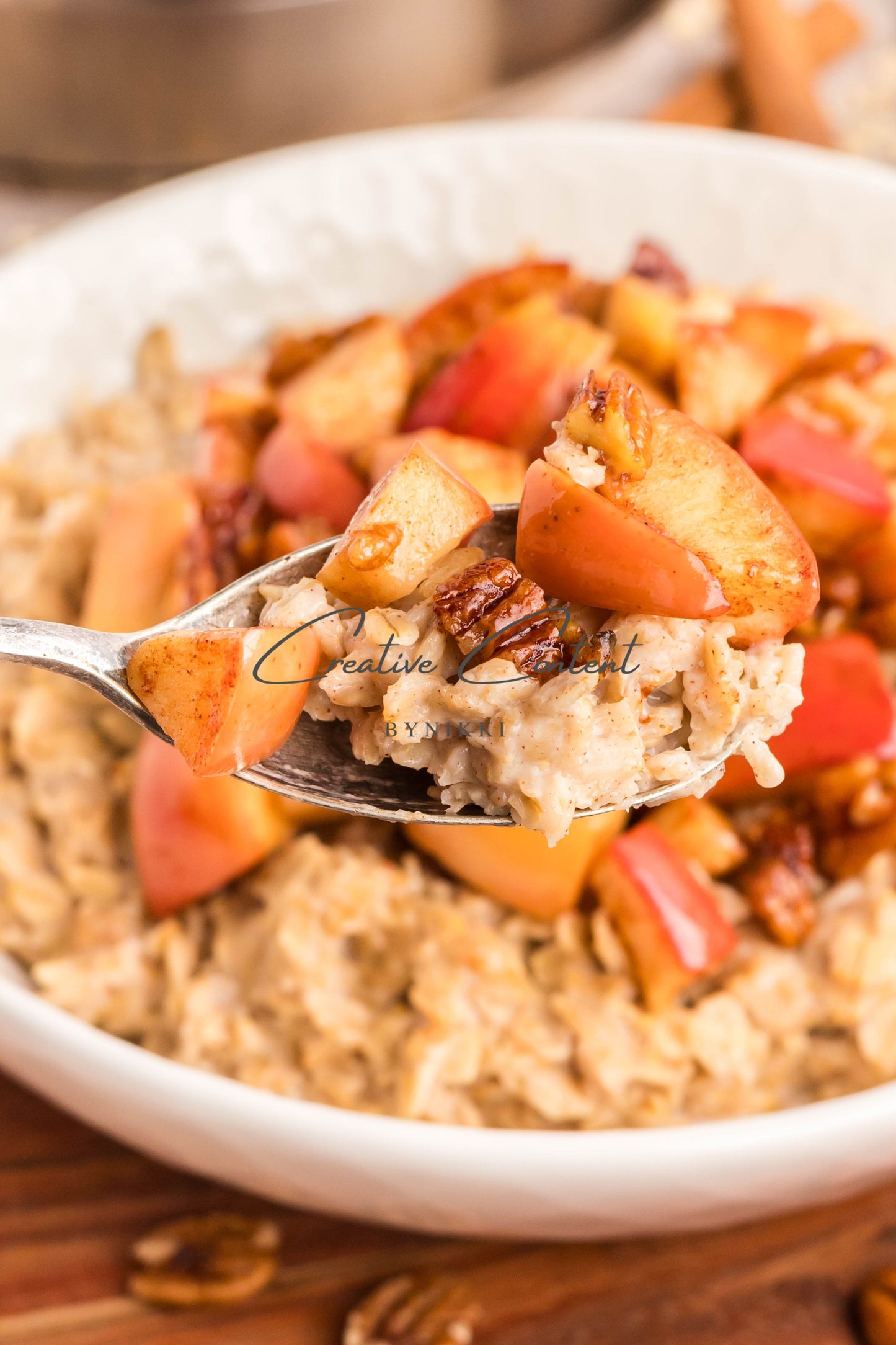 Apple Cinnamon Oatmeal - Exclusive