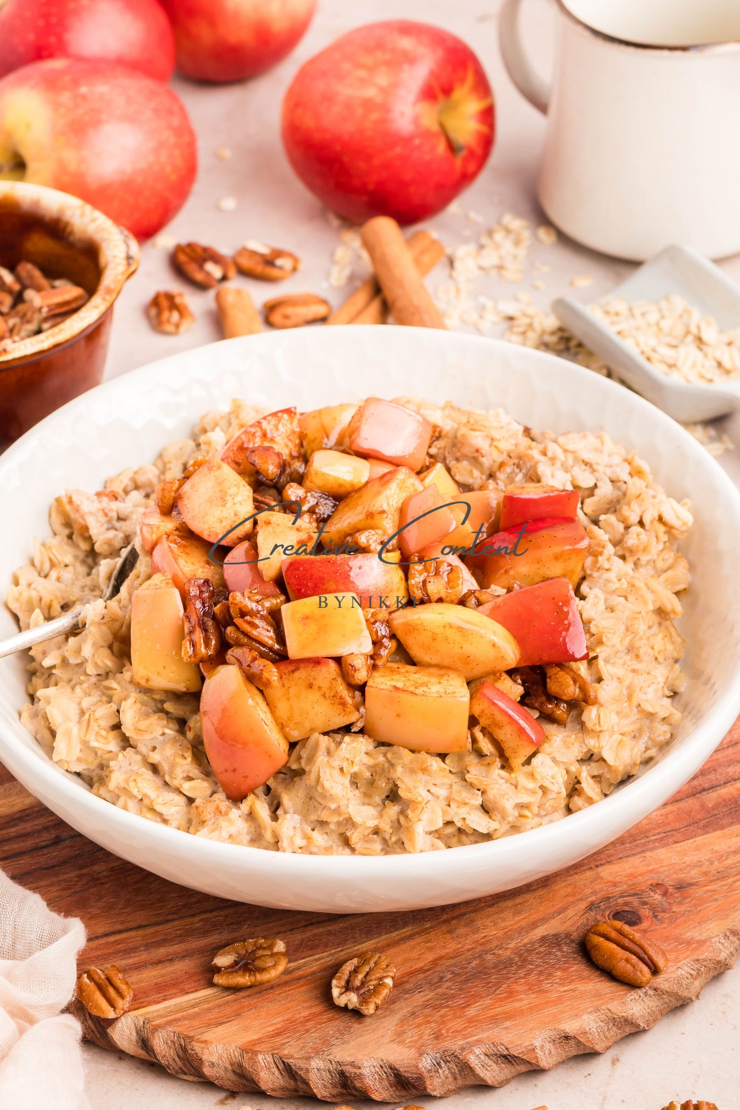 Apple Cinnamon Oatmeal - Exclusive