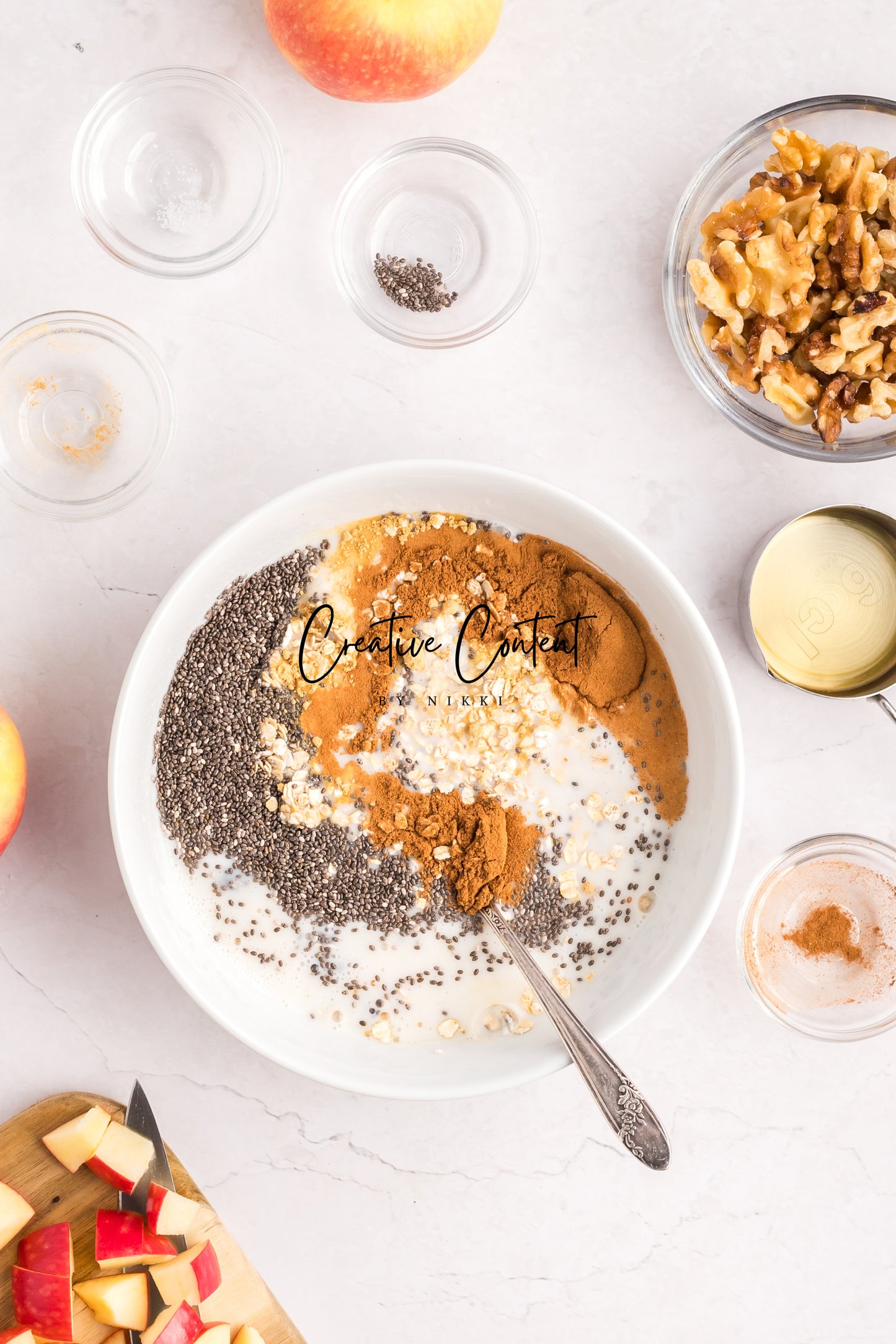 Apple Cinnamon Overnight Oats - Exclusive