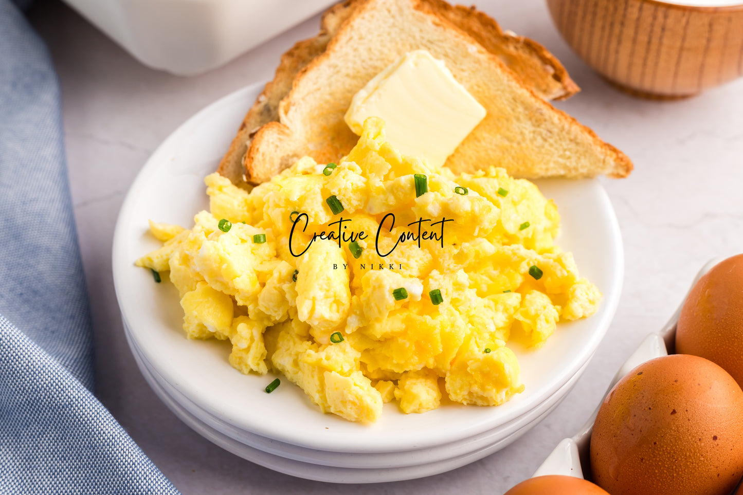 Fluffy Baked Scrambled Eggs - Set 1 of 2