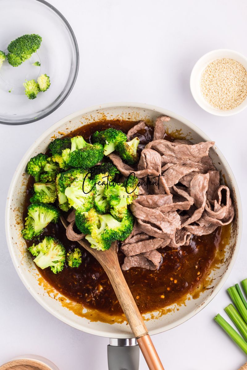 Beef and Broccoli - Set 1 of 2