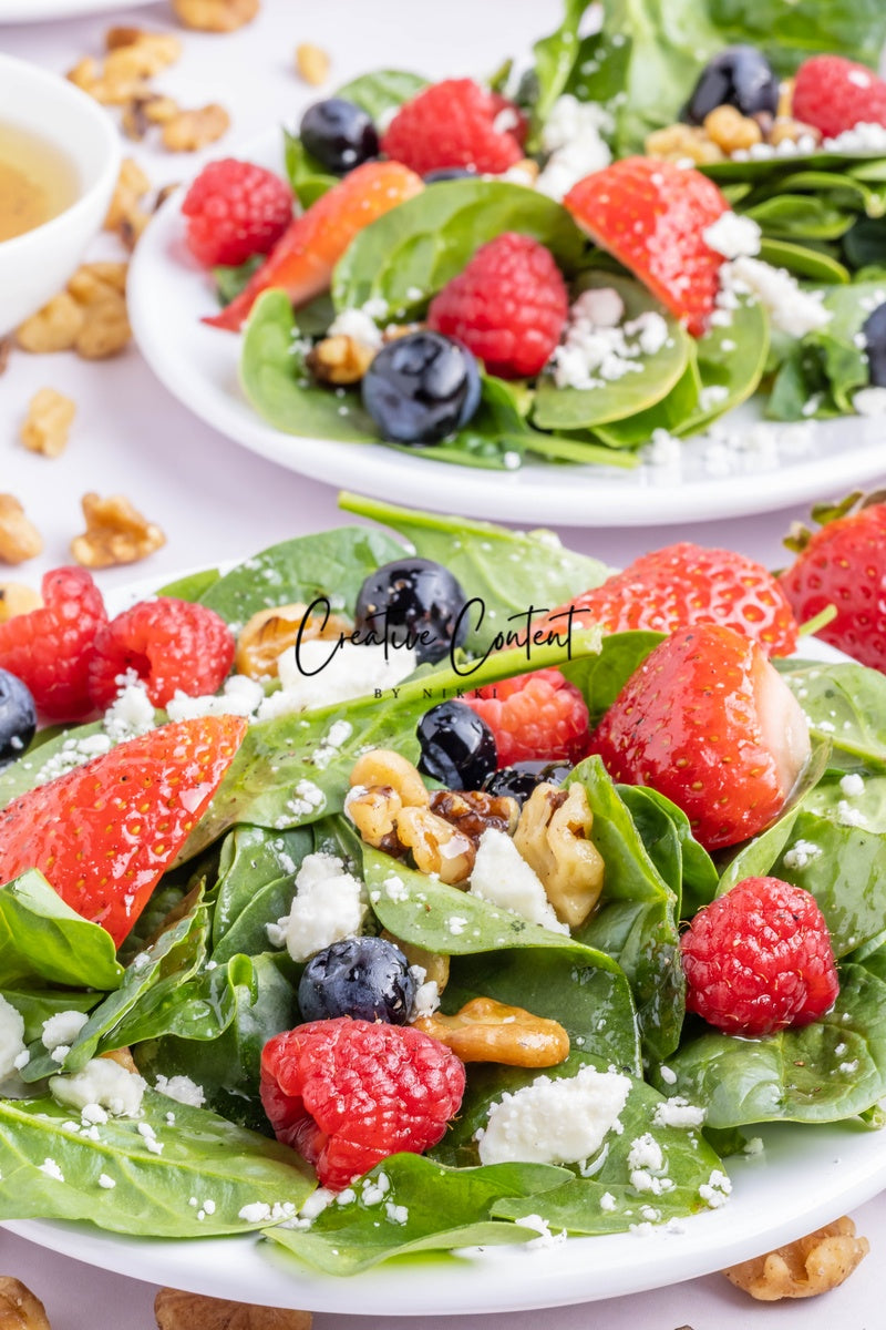 Spinach and Berry Salad - Set 1 of 2