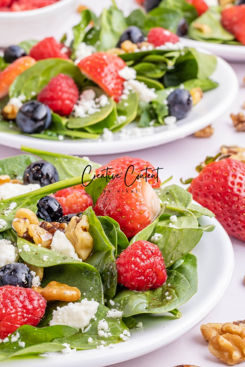 Spinach and Berry Salad - Set 1 of 2