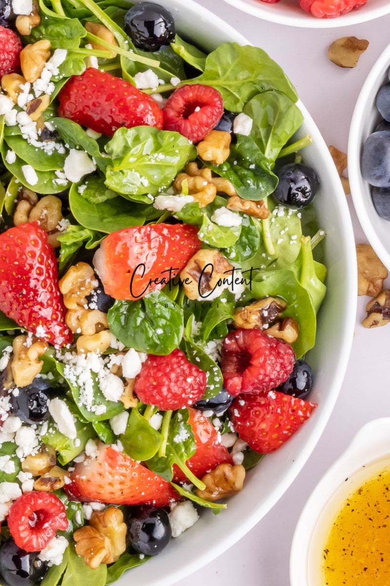 Spinach and Berry Salad - Set 1 of 2