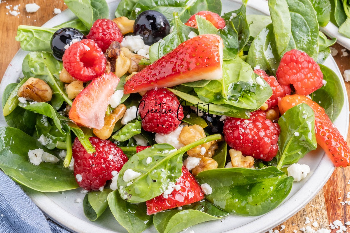 Spinach and Berry Salad - Set 2 of 2