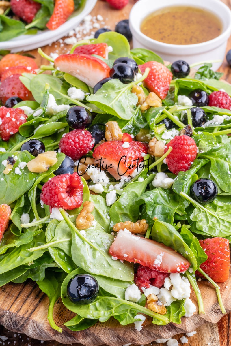 Spinach and Berry Salad - Set 2 of 2