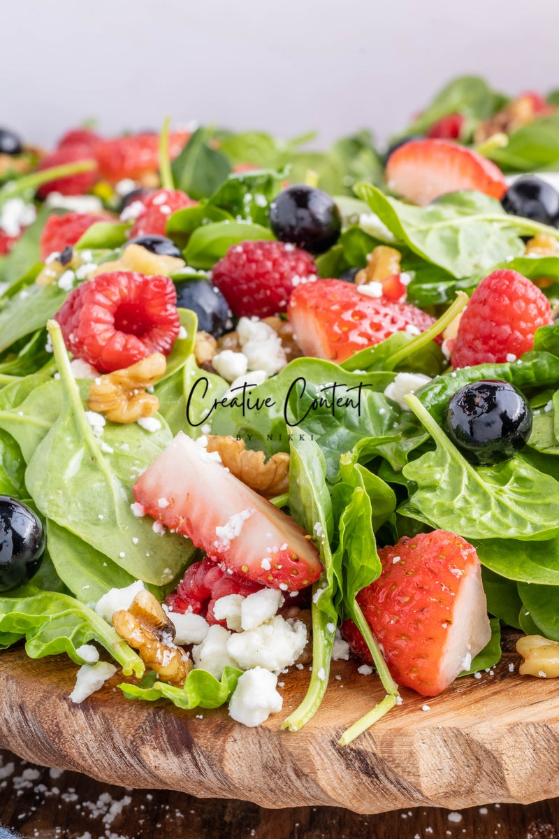 Spinach and Berry Salad - Set 2 of 2