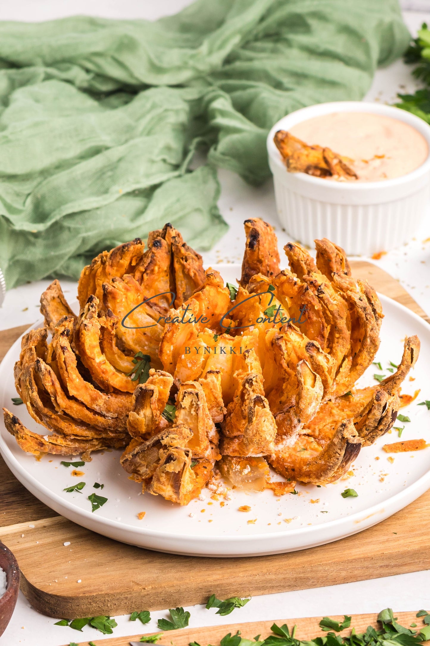 Air Fryer Blooming Onion + Blooming Onion Sauce - Exclusive