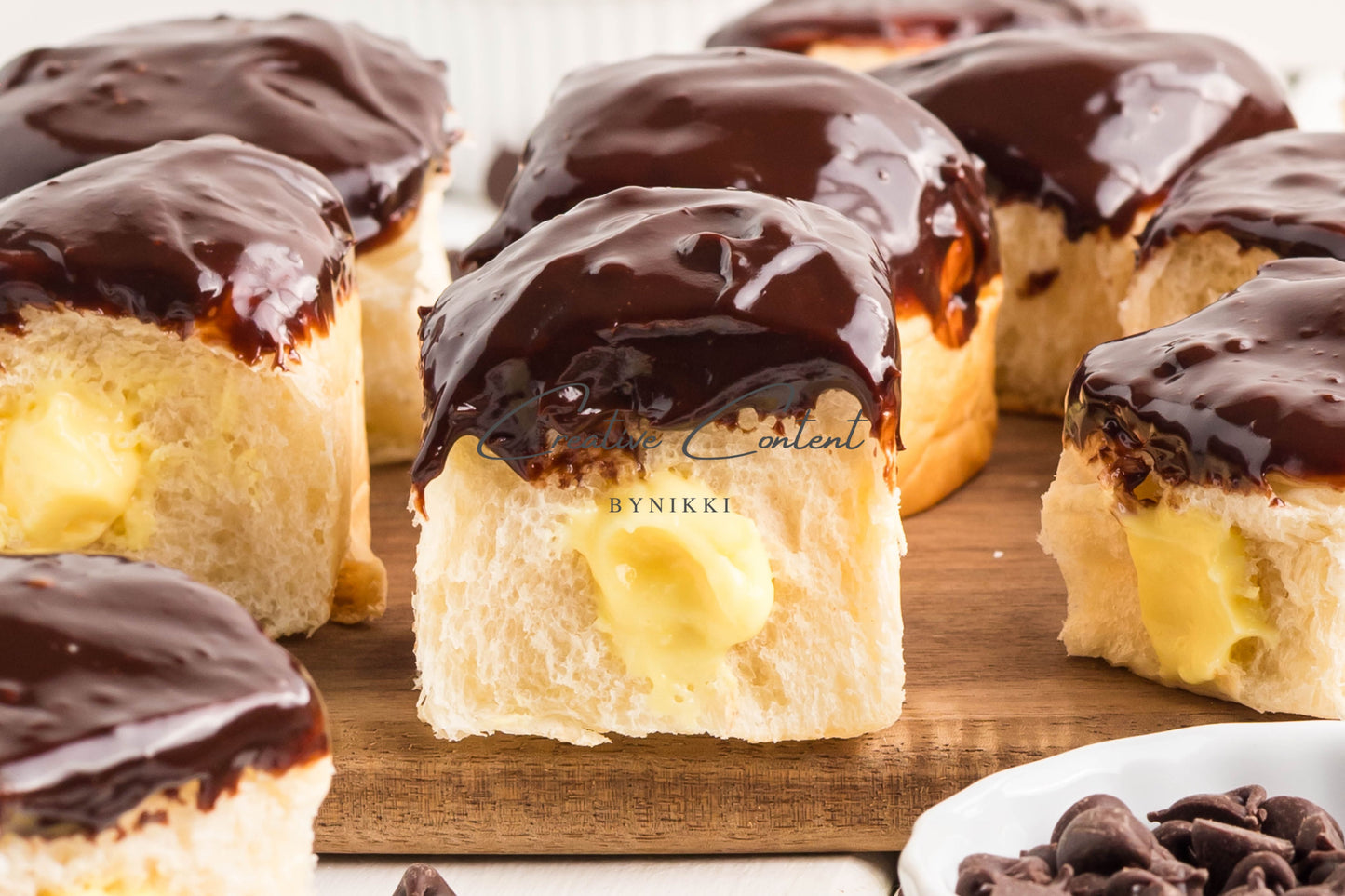 Boston Cream Pie Hawaiian Rolls - Exclusive
