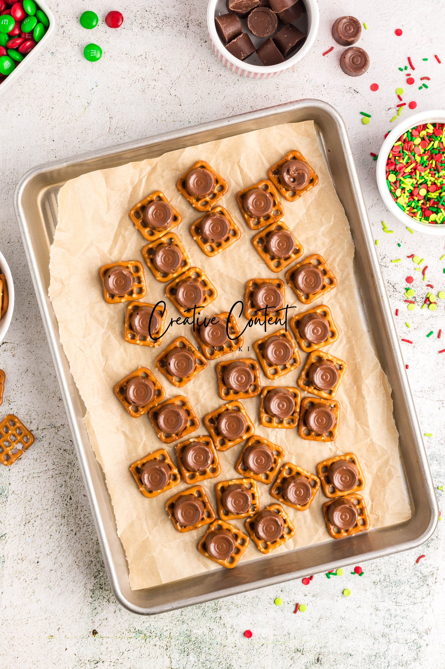 Christmas Pretzels - Exclusive