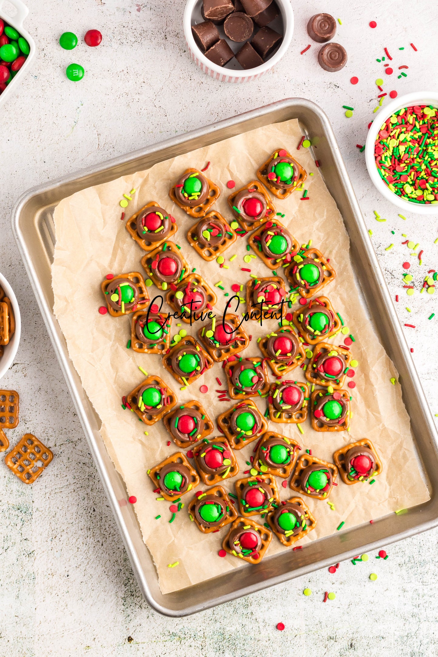 Christmas Pretzels - Exclusive