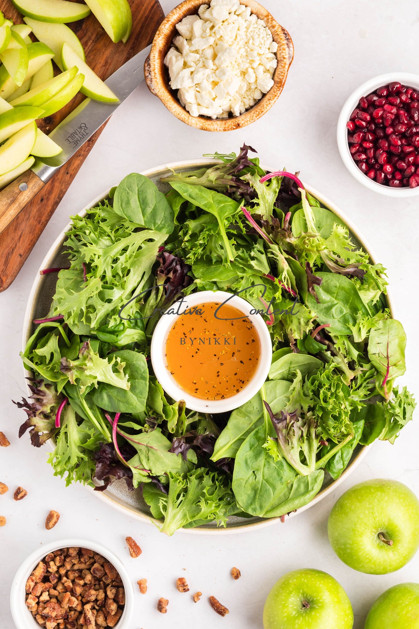 Christmas Wreath Salad -  Exclusive