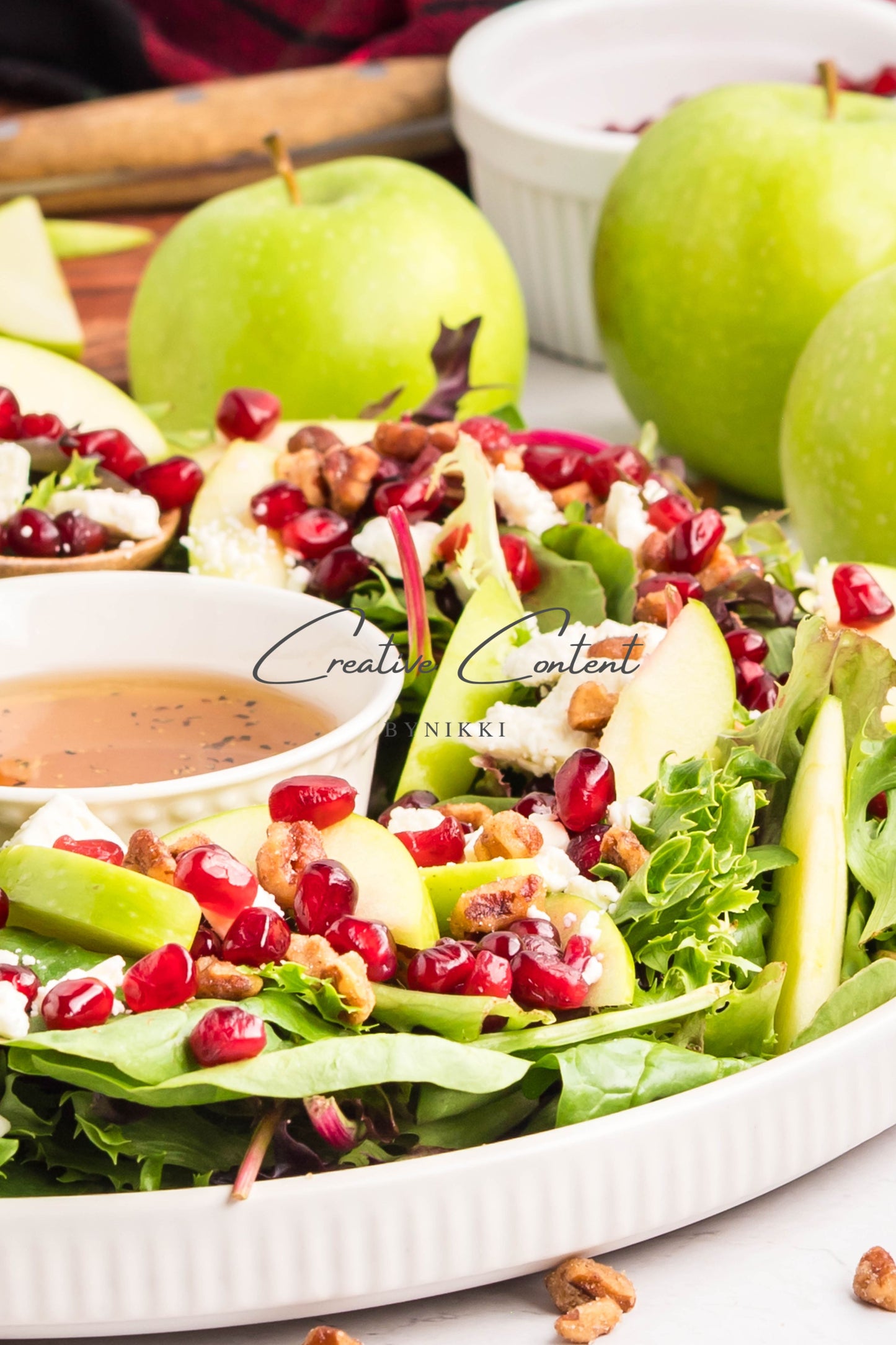 Christmas Wreath Salad -  Exclusive