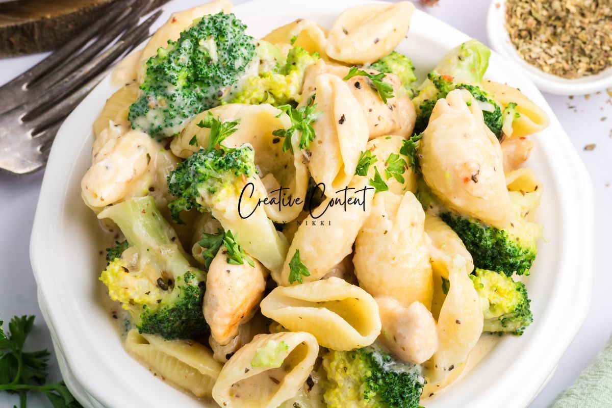 Creamy Broccoli Pasta With Chicken - Exclusive
