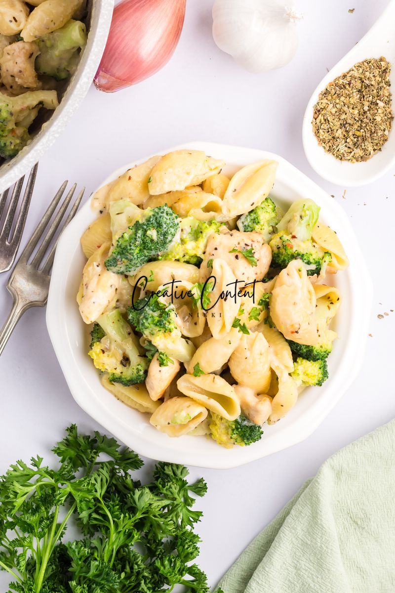 Creamy Broccoli Pasta With Chicken - Exclusive