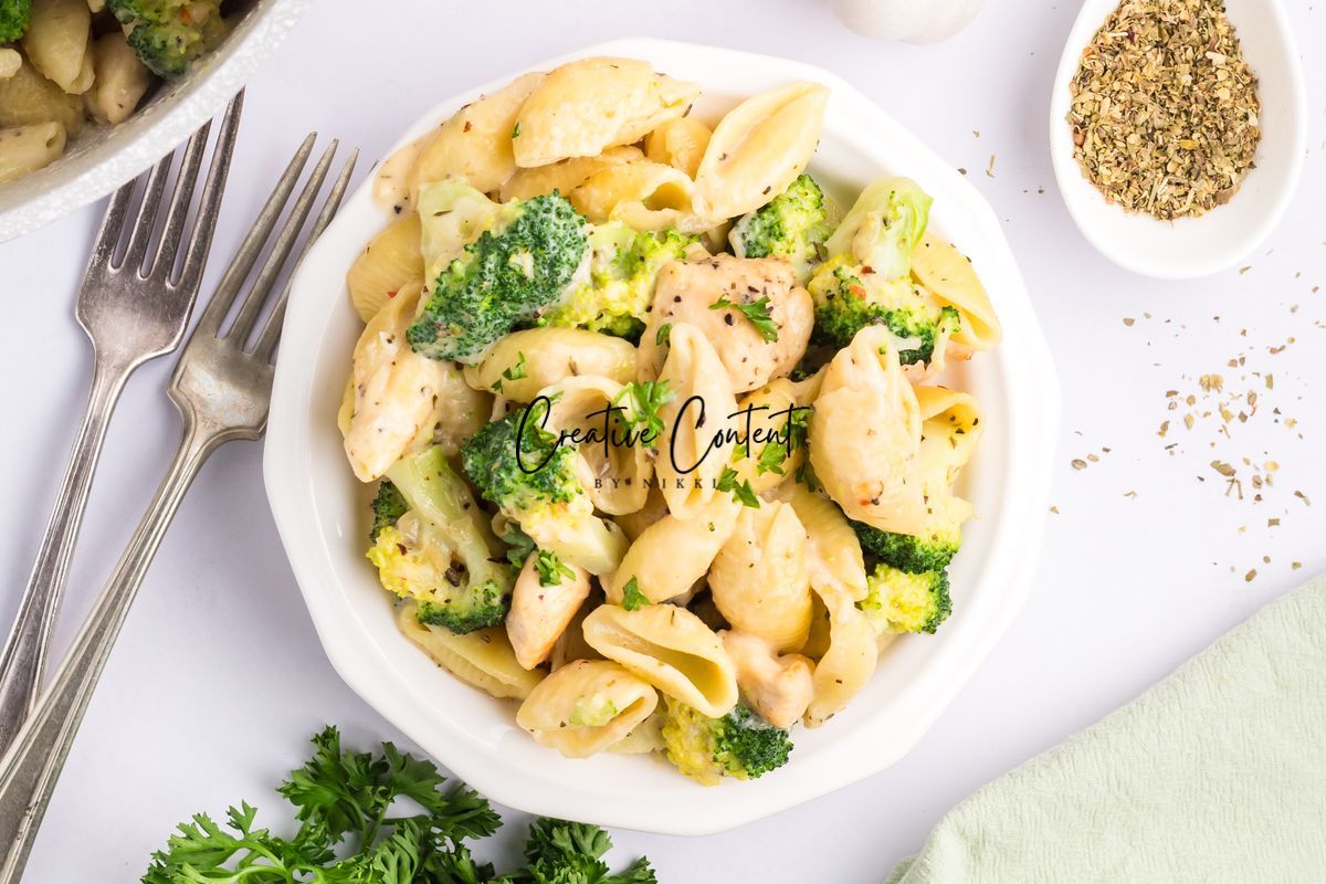 Creamy Broccoli Pasta With Chicken - Exclusive