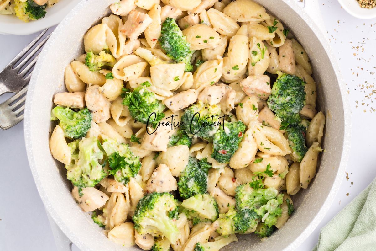 Creamy Broccoli Pasta With Chicken - Exclusive