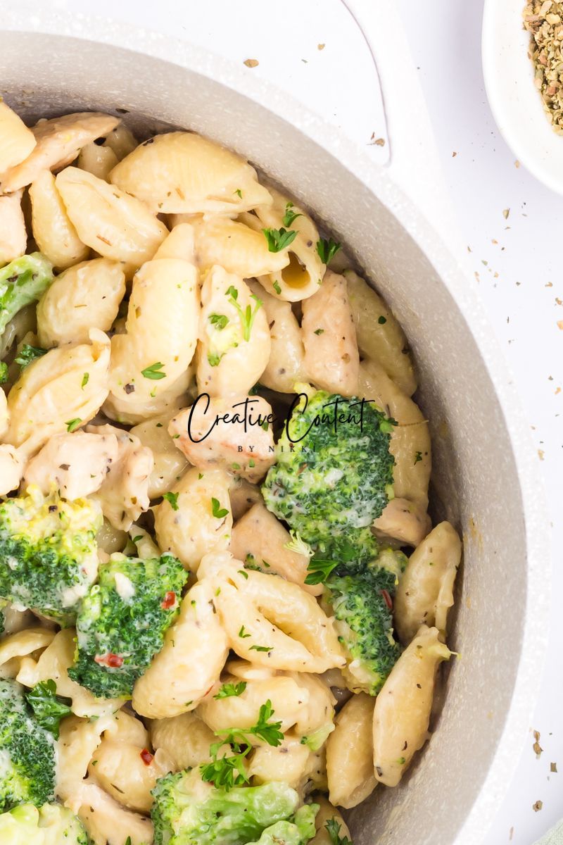 Creamy Broccoli Pasta With Chicken - Exclusive