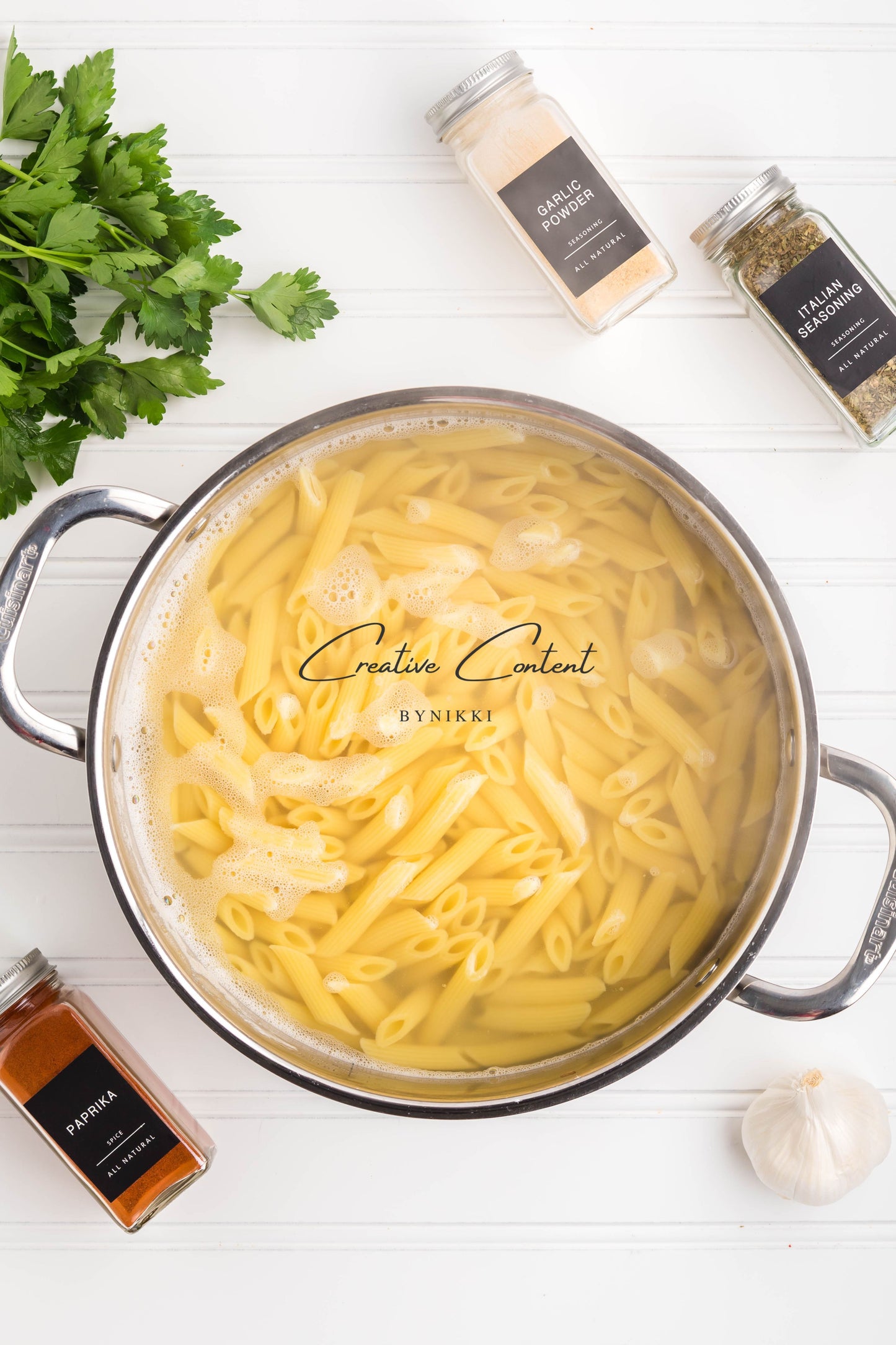 Creamy Garlic Chicken Pasta - Exclusive