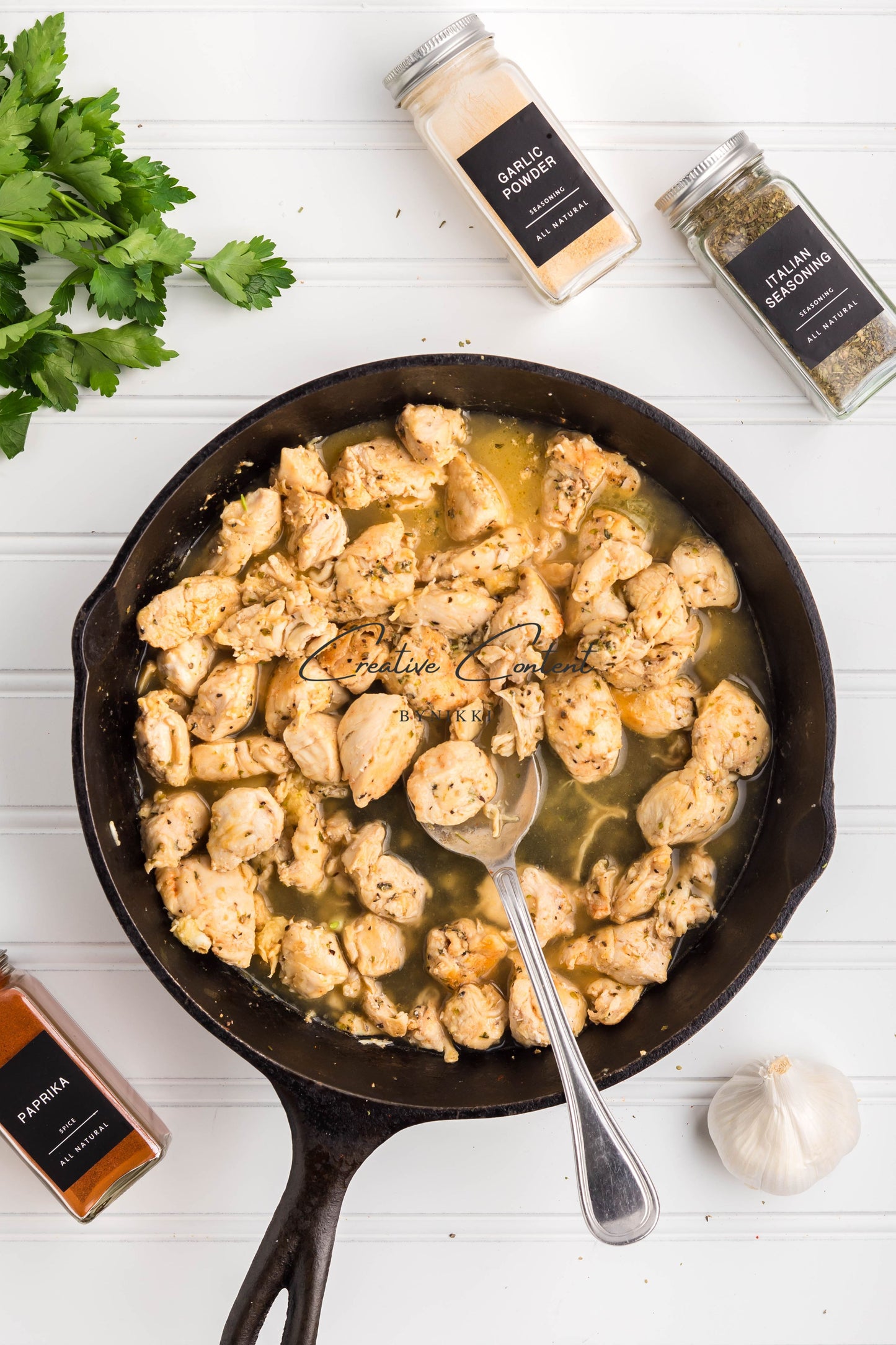 Creamy Garlic Chicken Pasta - Exclusive