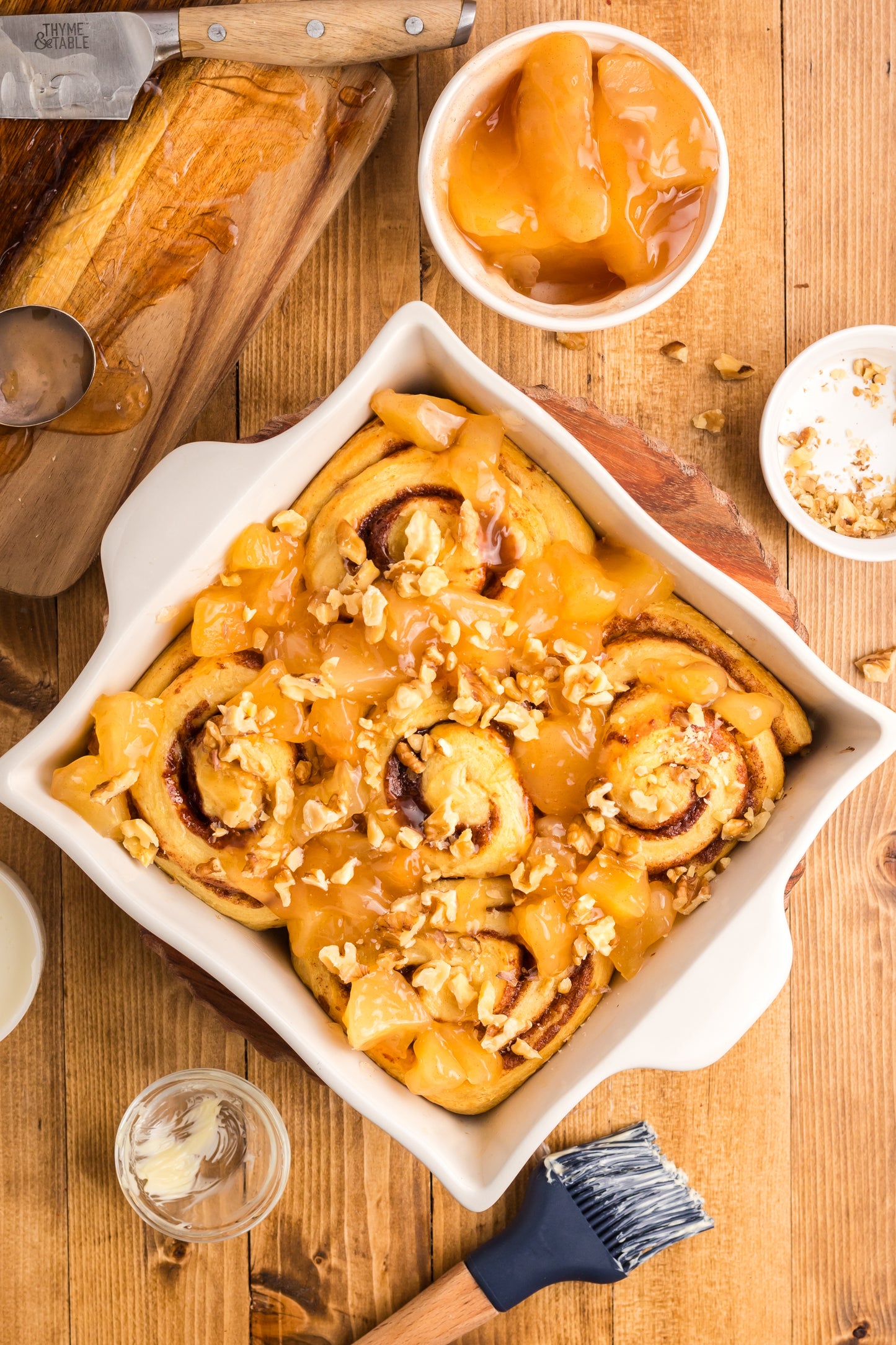 Easy Apple Cinnamon Rolls - Exclusive