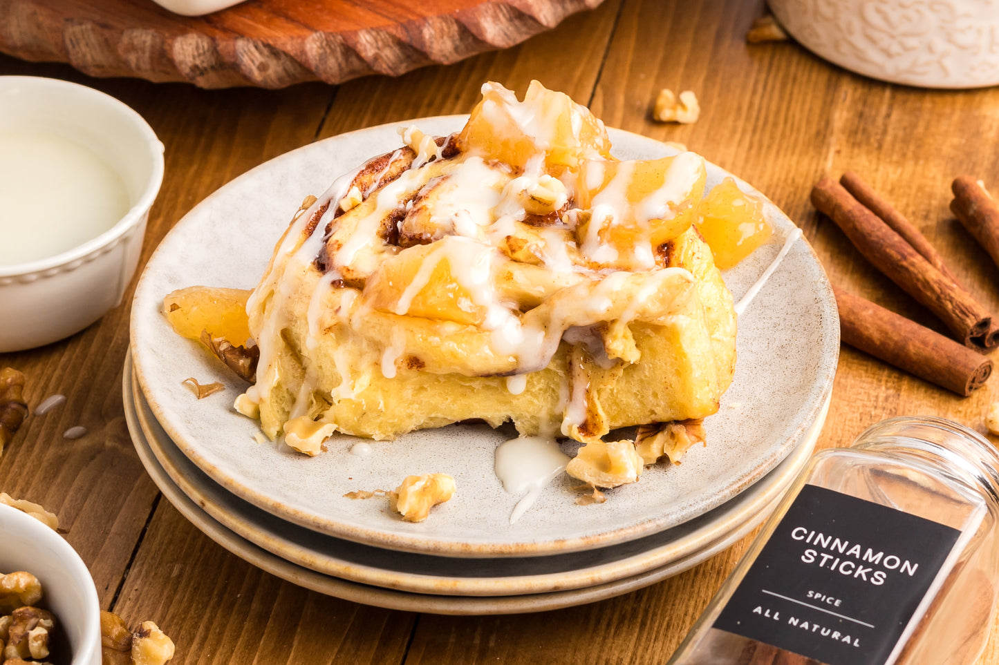 Easy Apple Cinnamon Rolls - Exclusive