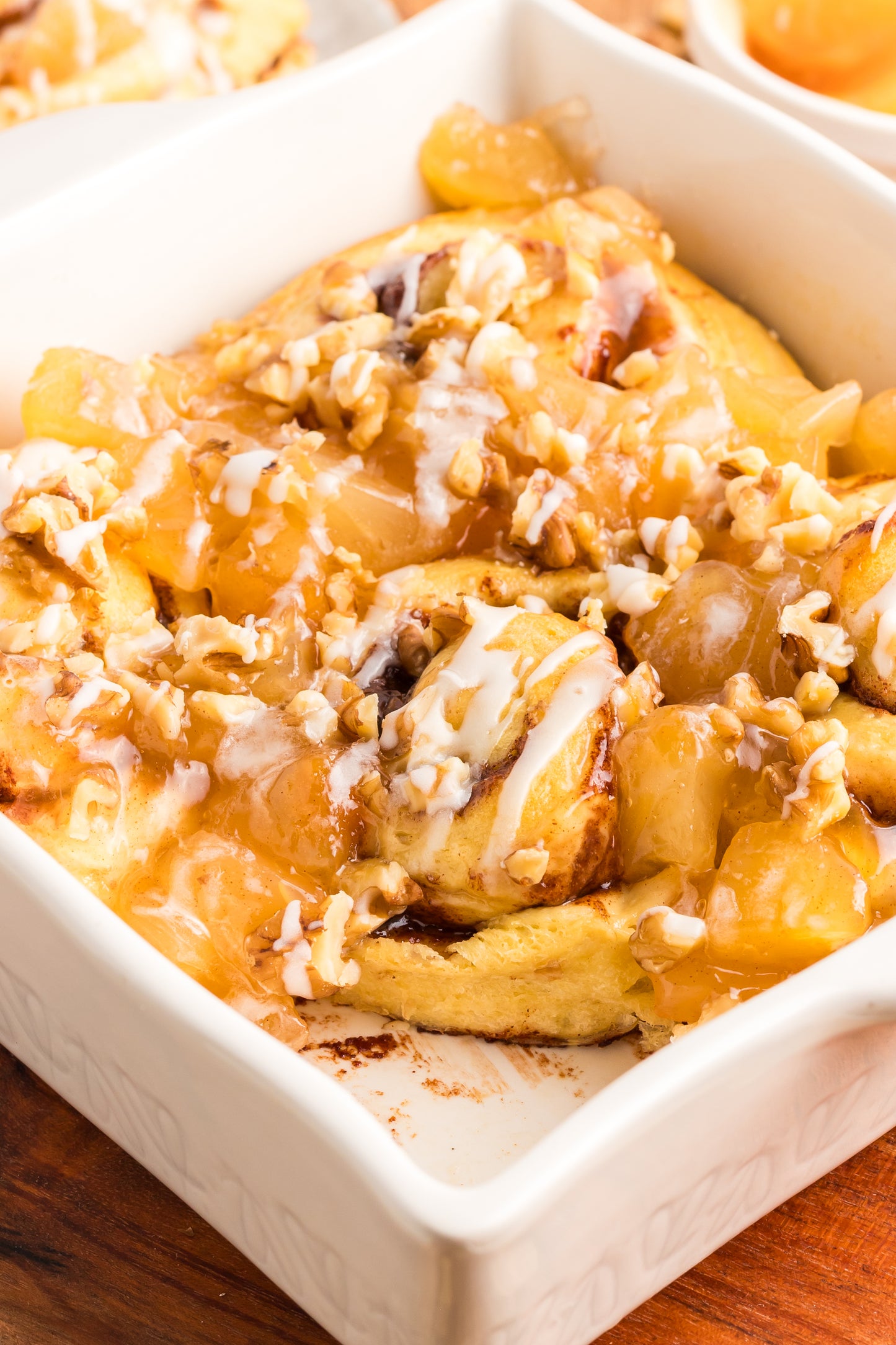 Easy Apple Cinnamon Rolls - Exclusive
