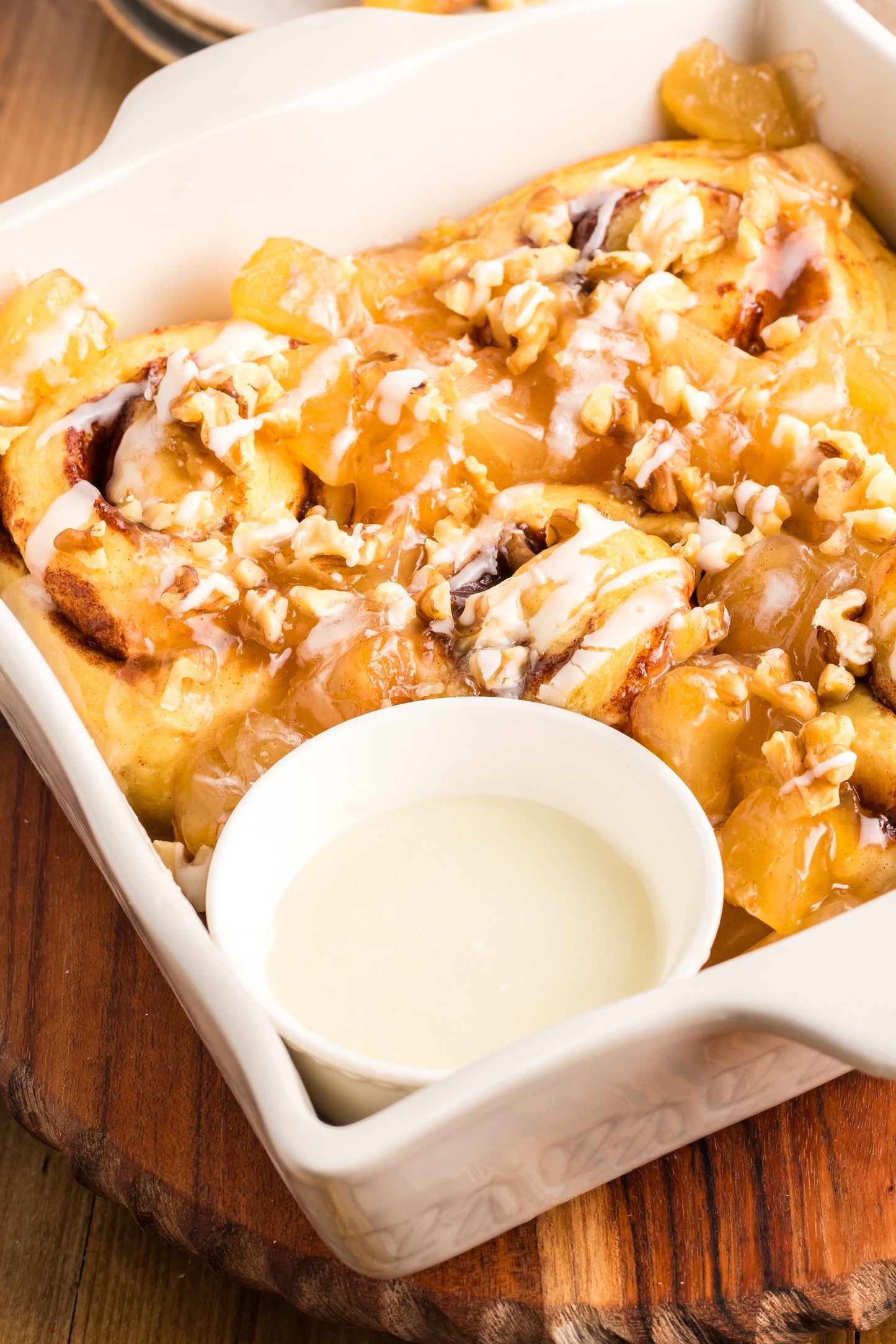 Easy Apple Cinnamon Rolls - Exclusive