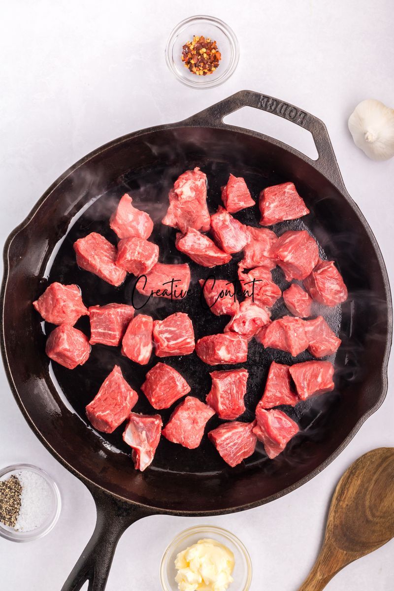 Garlic Butter Steak Bites - Exclusive