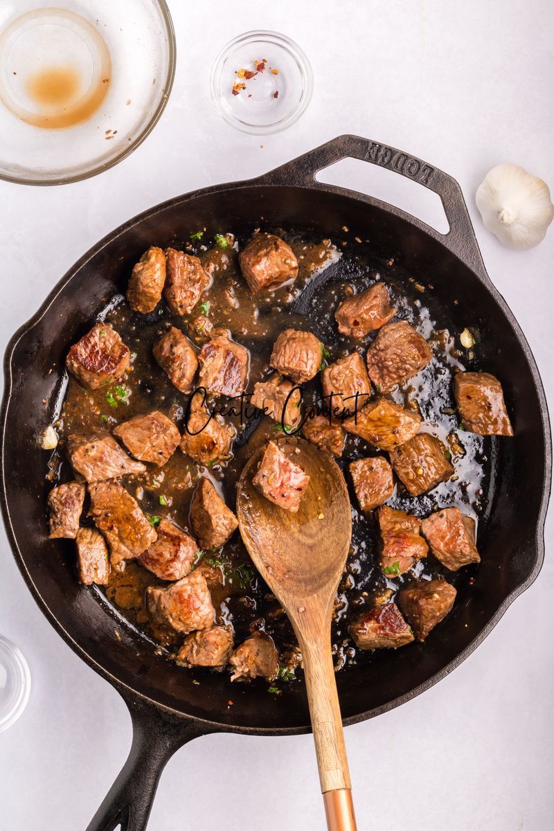 Garlic Butter Steak Bites - Exclusive