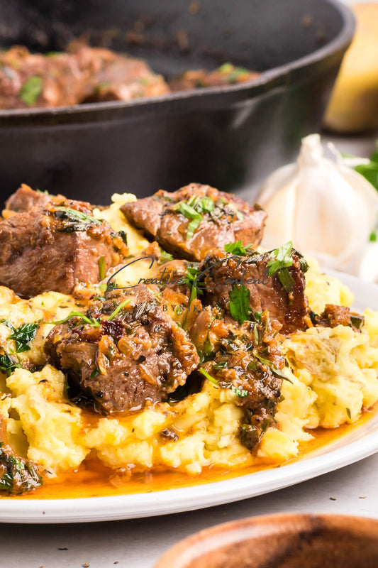 Cowboy Garlic Buttered Steak Bites + Roasted Garlic Mashed Potatoes - Exclusive