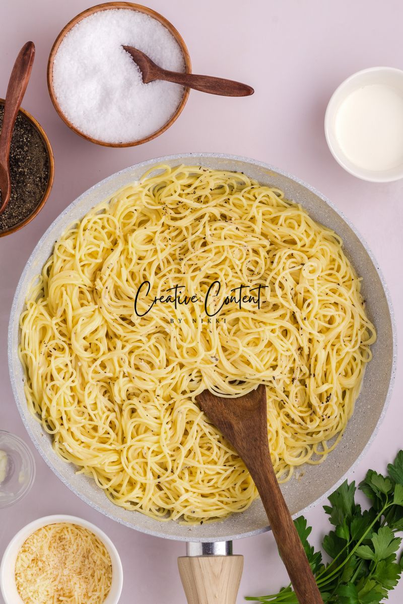 Garlic Butter Pasta - Exclusive