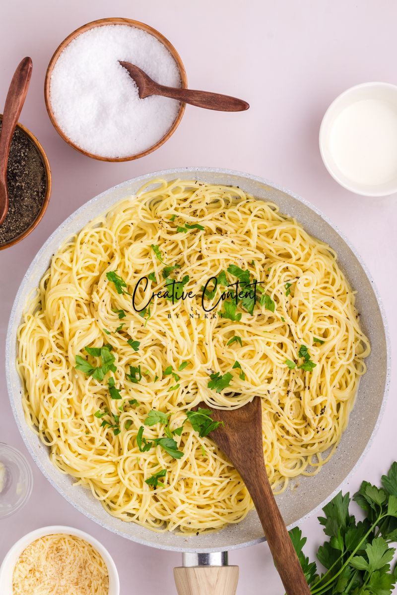 Garlic Butter Pasta - Exclusive