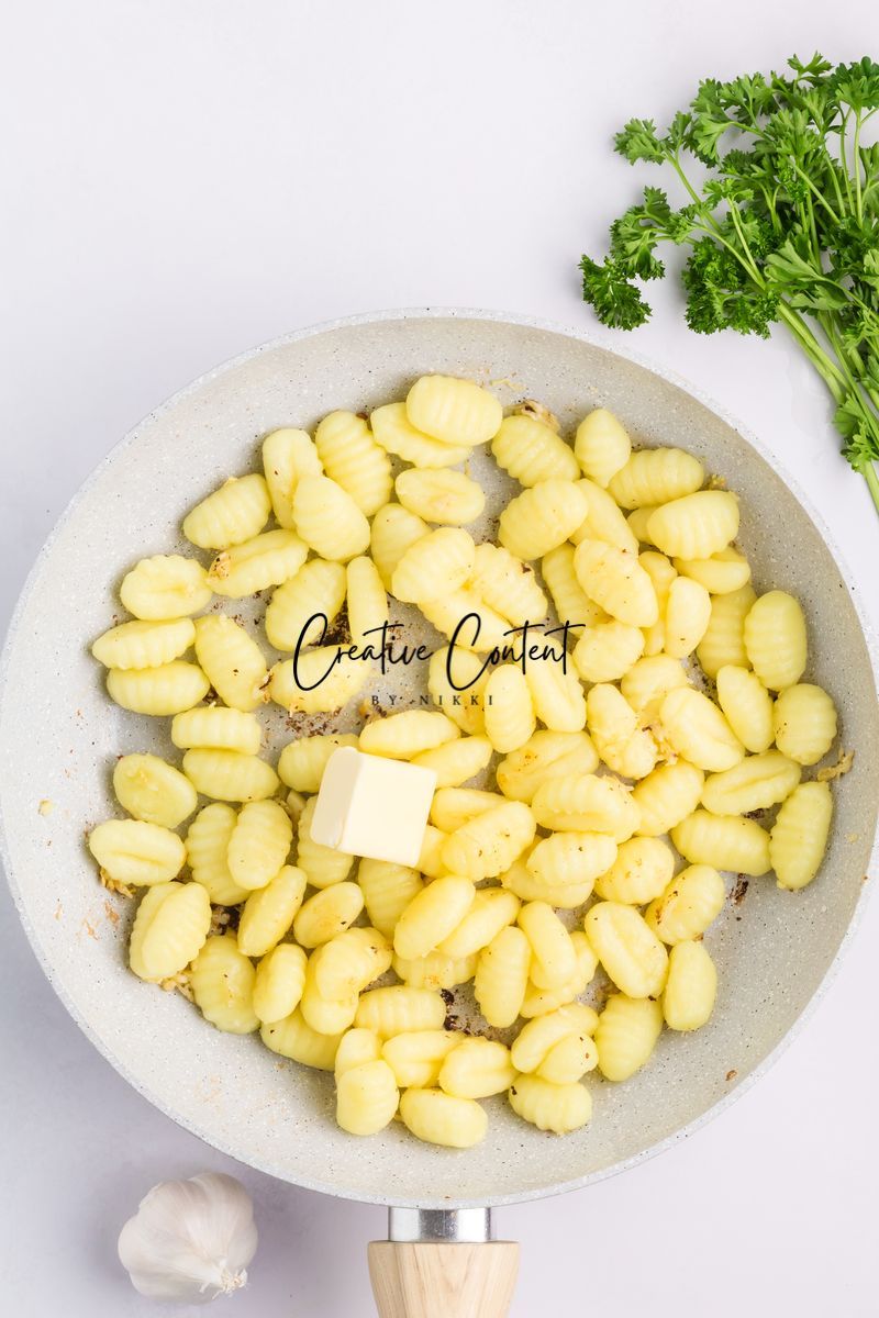 Gnocchi Carbonara With Bacon - Set 1 of 2