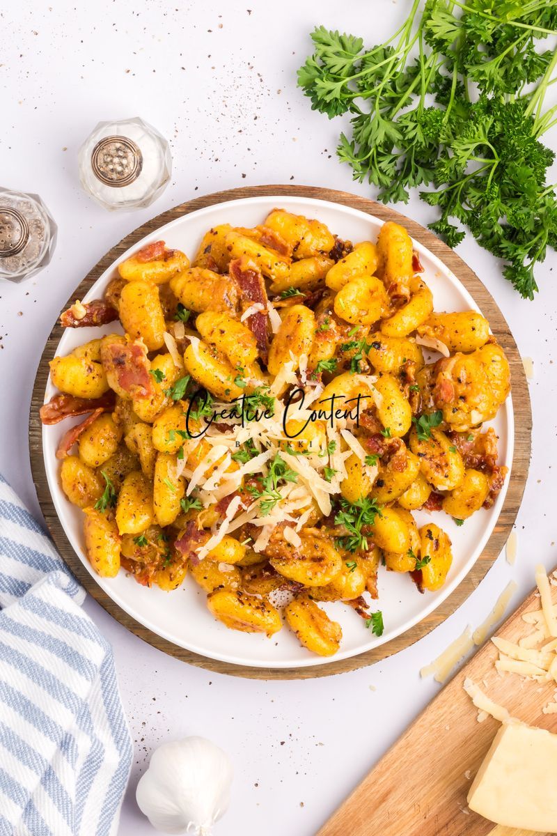 Gnocchi Carbonara With Bacon - Set 1 of 2