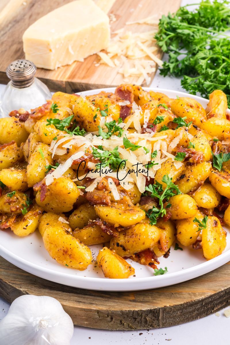 Gnocchi Carbonara With Bacon - Set 1 of 2