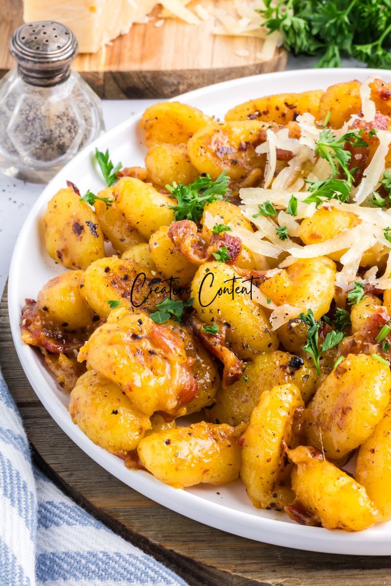 Gnocchi Carbonara With Bacon - Set 1 of 2