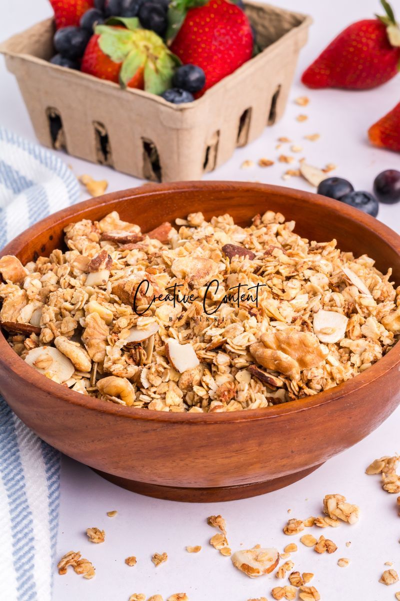 Greek Yogurt Parfait + Granola (2 recipes) - Exclusive