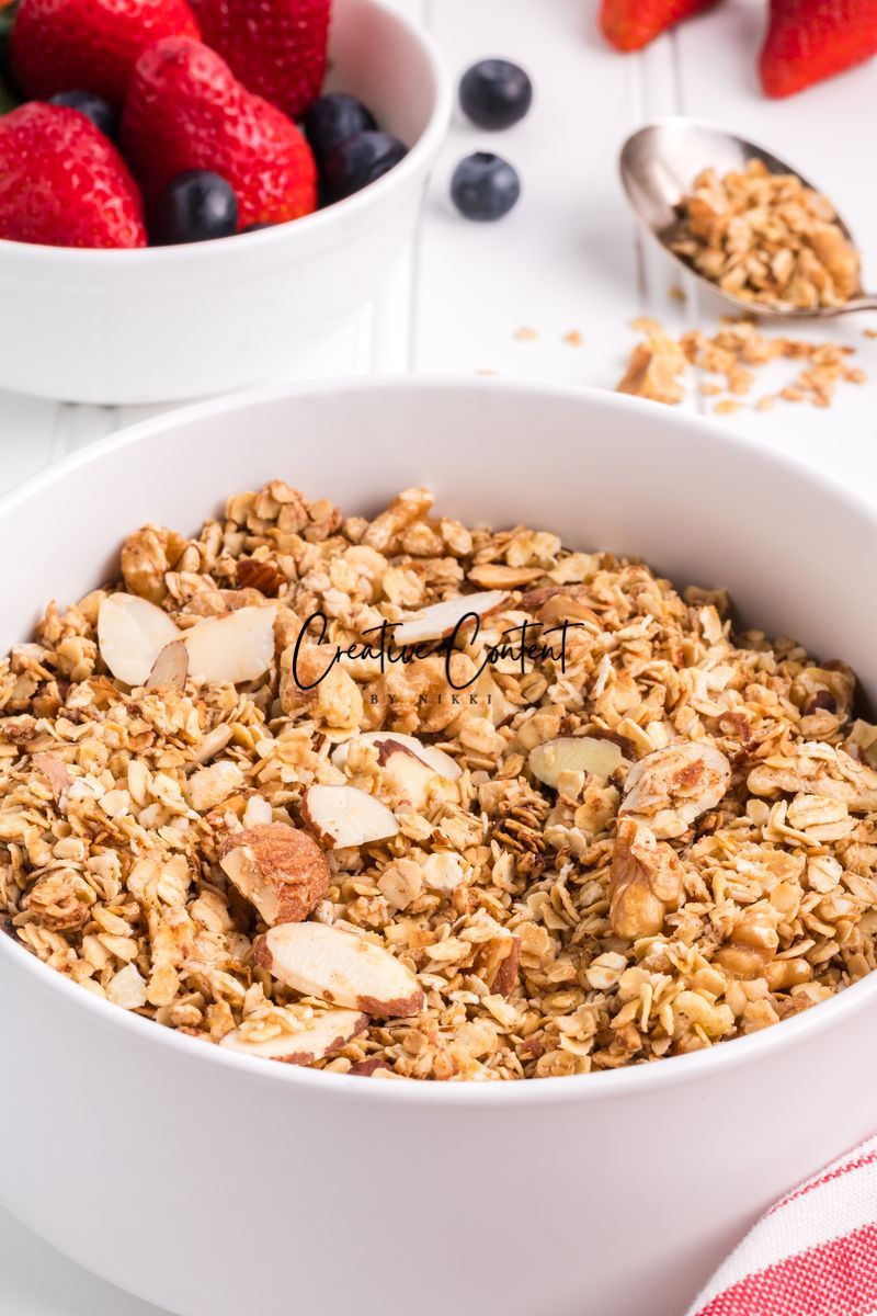 Greek Yogurt Parfait + Granola (2 recipes) - Exclusive