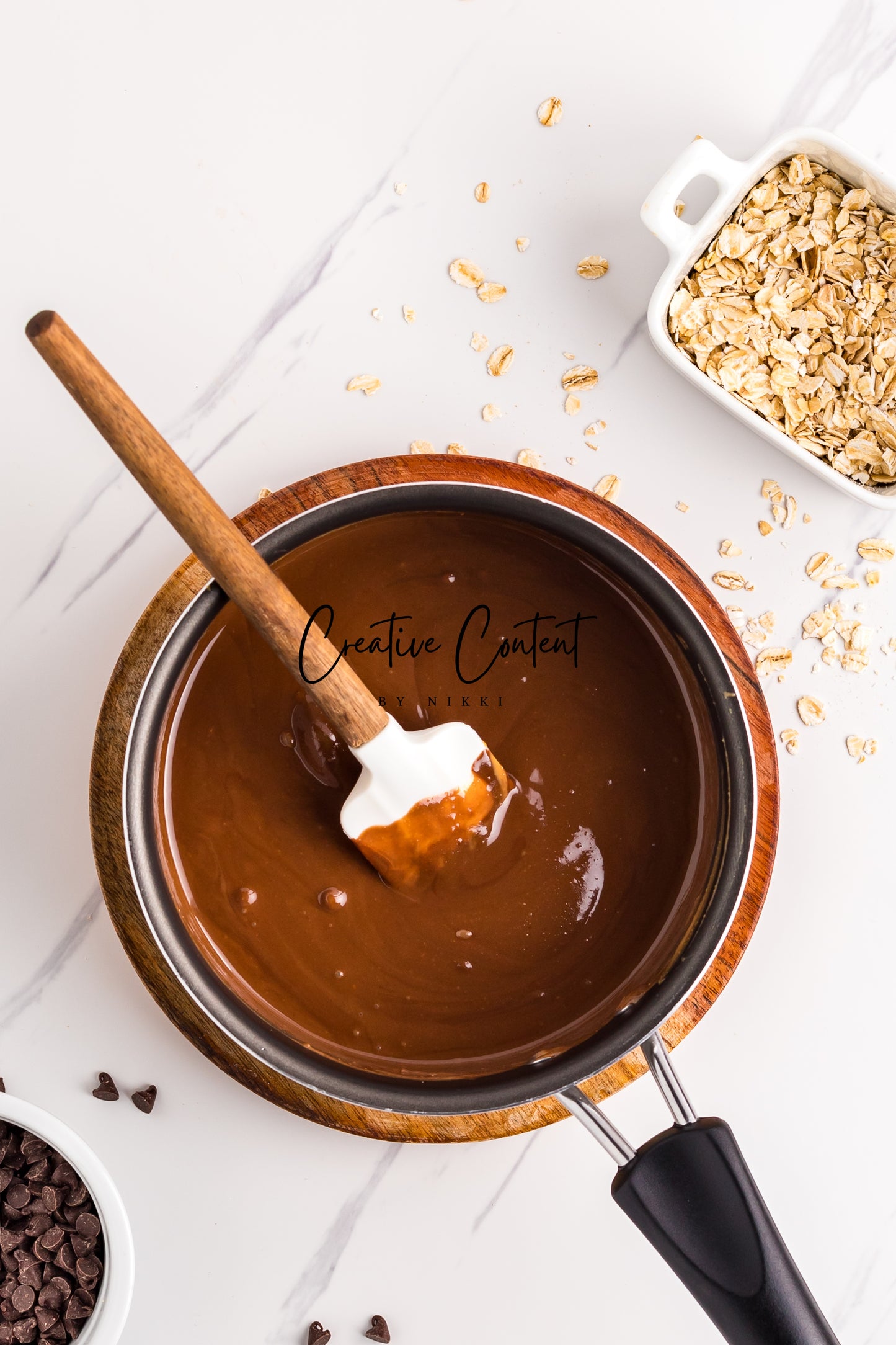 No Bake Chocolate Peanut Butter Oatmeal Bars - Exclusive