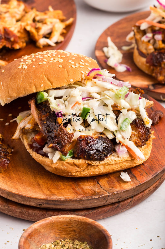 Pulled Pork Burgers + Spicy Coleslaw - Exclusive